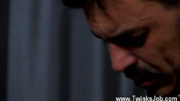 Гей подросток сосать история в сказочный красавчик это рад для сделать предложение