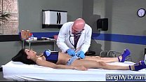 Горячая сцена секса между врачом и пациентом, клип-30