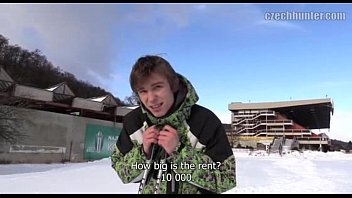 Заплачено наличными, горячая девушка соглашается трахнуть жесткий стиль, видео-22