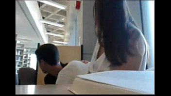 camgirl baise dans library-lolipopcams.com
