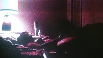 Я сосу ее киску и неверная женщина не перестает кончать мне в рот