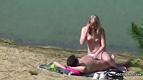 Молодая парочка трахается на пляже в Тиммендорфе и снимается на видео