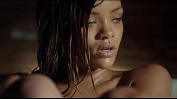 Rihanna, musica da film porno