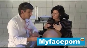 Milf embarazada alemana - MyFacePorn.com
