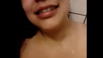 HORNY WIFE IN SHOWER SUCKING COCK