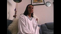 JuliaReaves-still to find out1- - Titty Twister (NZ9897) - scena 5 tette bigtits brunetta masturbati