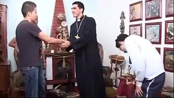 Priest gives HARD to altar servers / Priest fucks altar boys