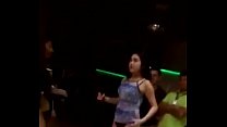 Айлин Алехандра танцует