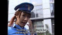 Untertitelte japanische öffentliche Nacktheit Minirock Polizei Striptease