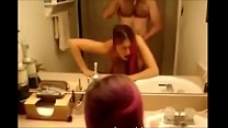 [painalgapes.com] Chica se pone dolorosa delante del espejo