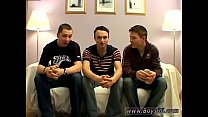 Эмо парень в платье, гей-порно, Иеремия, европейское развлечение с мочой!