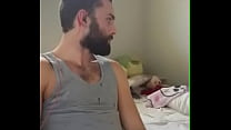 fr Hairy guy cums on the camera