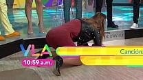 Наталья Валенсуэла ласкает себя на мексиканском телевидении