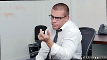 Смотреть очень красивые мужчины для гей-секса CPR человек-мясо горло и обнаженный