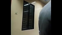 Il video aziendale del camper catturato nelle telecamere nascoste dall'Hotel Gulistan