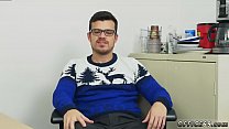 Молодой мальчик старая леди гей Секс фильм ХХХ а очень гомосексуальный праздник специальный