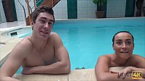 HUNT4K. Aventuras sexuales en piscina privada