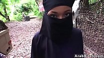 Chica árabe virgen Estas mujeres llegaron traviesas y preparadas para