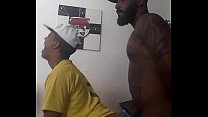 Macho Pauzudo mette il cazzo sul tifoso della squadra brasiliana