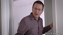 Мачеха и падчерица падчерицы под столом ххх секс на день рождения, жопа не для