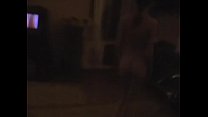 ソファで汗ばむエロカップルの素人動画
