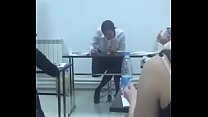 Mostró a la clase cómo hacer una mamada correctamente - uzb-seks.ru