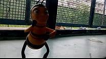 BEE MOVIE a abelha bee movie fudendo gostoso a humana sem dó nem piedade na escola (BRASIL)