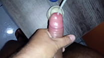 Я, практикующий Frozen Fucking Fetish. Моя тридцать пятая сперма в замороженном горшке со спермой. Горшок почти полон.