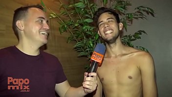 At Clube dos Pauzudos, PapoMix interviews pornstar Renato