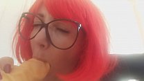 Умоляю, больше не могу сопротивляться. Положи это в каждую мою дырочку и наполни меня своей теплой и ароматной СПЕРМЫ