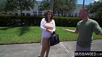Юная с огромными сиськами Britt James скачет на хуе в фургоне