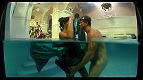 Беспорядочная групповая ебля с j. цыплята меняют партнеров