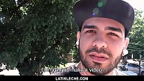 LatinLeche - Scruffy Stud se à un porno gay payant