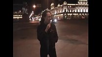 Грязная молодая брюнетка горничная Таня не может насытиться