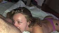 Я люблю есть волосатую задницу моего мужчины, сосать его член и заставлять его кончить моими ножками