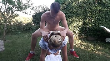 Deutsche Milf Mama Sandy 41 Outdoor Garden Sex