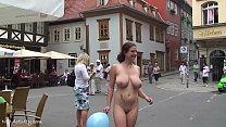 Nackt in der Öffentlichkeit
