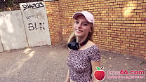 Teenie Touristin ◀Lily Ray◀ besucht Berlin, um ▶im Freien◀ durchgefickt zu werden! ▶Dates66.com