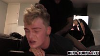 импульсивная возбужденная 19-летняя американка с завязанными глазами предложила 12 парням @ BB открыть дверь 110% аутентичная домашняя секс-вечеринка