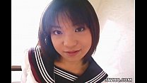 Хорошенькая японская школьница кончила без цензуры