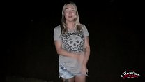 Я вернулся на площадь, чтобы заняться сексом с несколькими незнакомцами, и в итоге заплакал на большой палке (Фернандинья Фернандес)