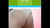 내 아내는 어린 소년과 함께 즐길 수 있습니다