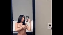 Slut schickt ein Video an ihren Freund und veröffentlicht es