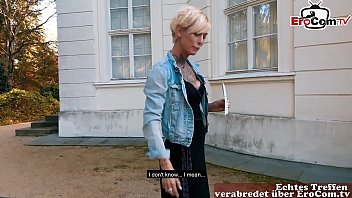 Немецкая блондинка, худенькая татуированная милфа сняли и трахнули в видео от первого лица на свидании вслепую на EroCom