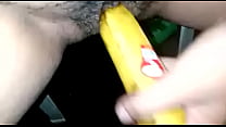 Se masturber avec une banane