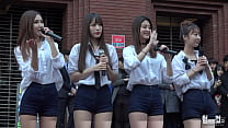 Conta oficial [喵泡] Grupo feminino sul-coreano street four belezas com pernas super longas e shorts são sensuais e tentadoras para dançar