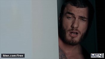(Уильям Сид) Трах (Дэнни Монтеро) В душе с его дилдо - - Следите и смотрите Уильяма Сида на www.men.com/william