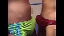 Lute contra Frottage Speedo Bulges