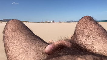 receiving the sea breeze in balls