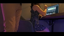 Я очень прилежная ученица, но когда этот учитель занимается со мной, мне срочно хочется его огромный член.
